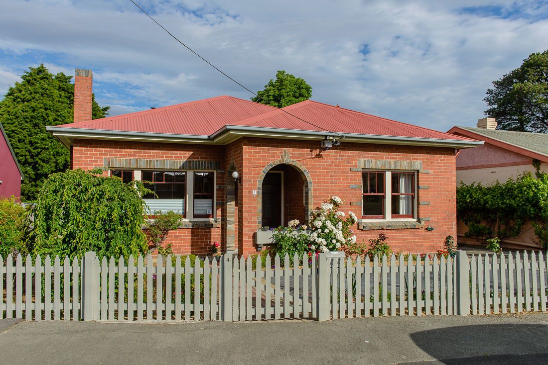 4 Osborne Street, Sandy Bay TAS 7005, Image 0