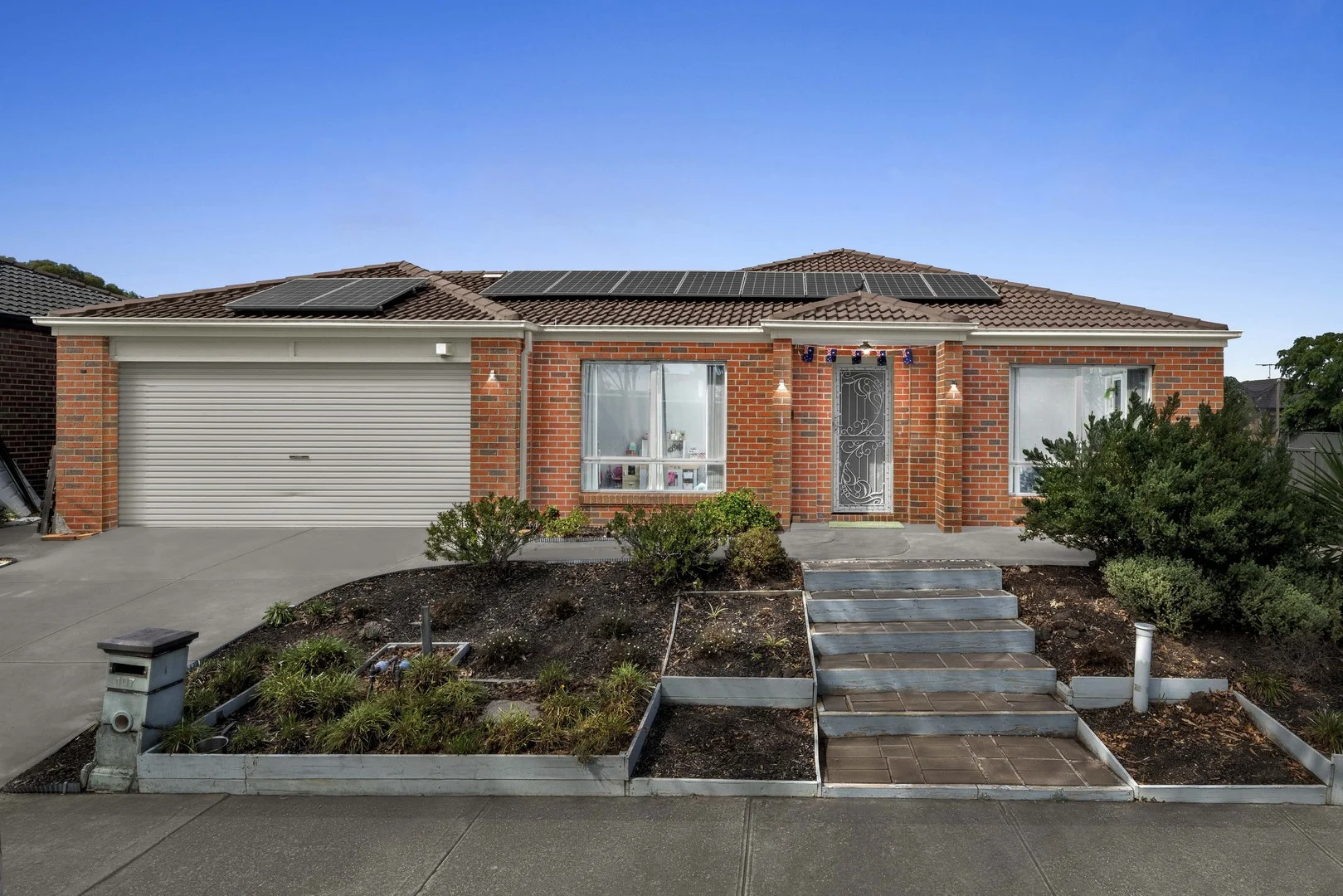 107 Manor Lakes Boulevard, Manor Lakes VIC 3024
