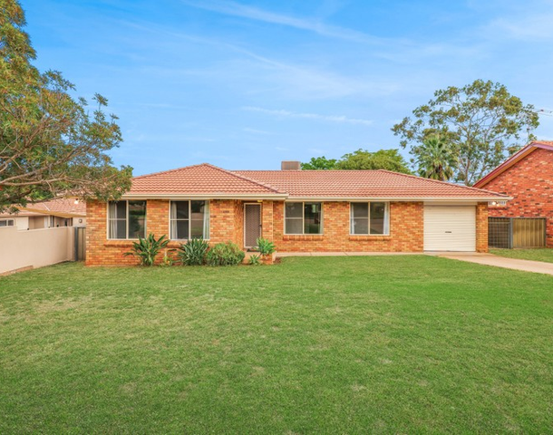 19 Valley Drive, East Tamworth NSW 2340