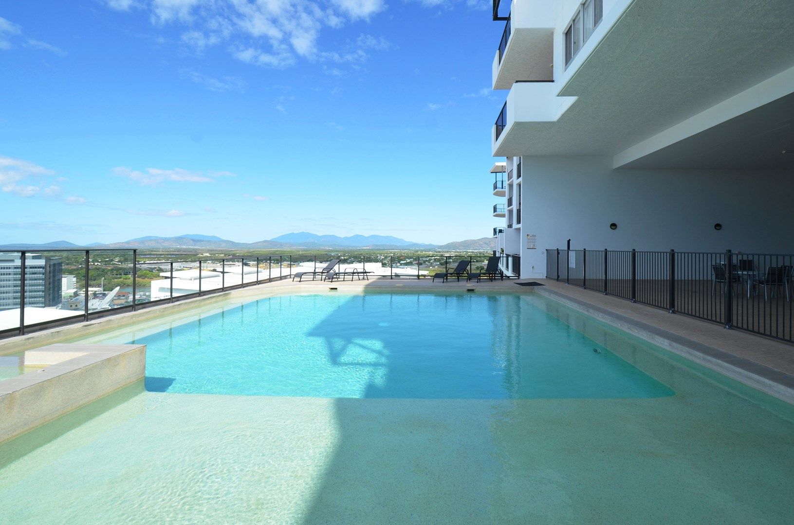 72/1 Stanton Terrace, Townsville City QLD 4810, Image 0