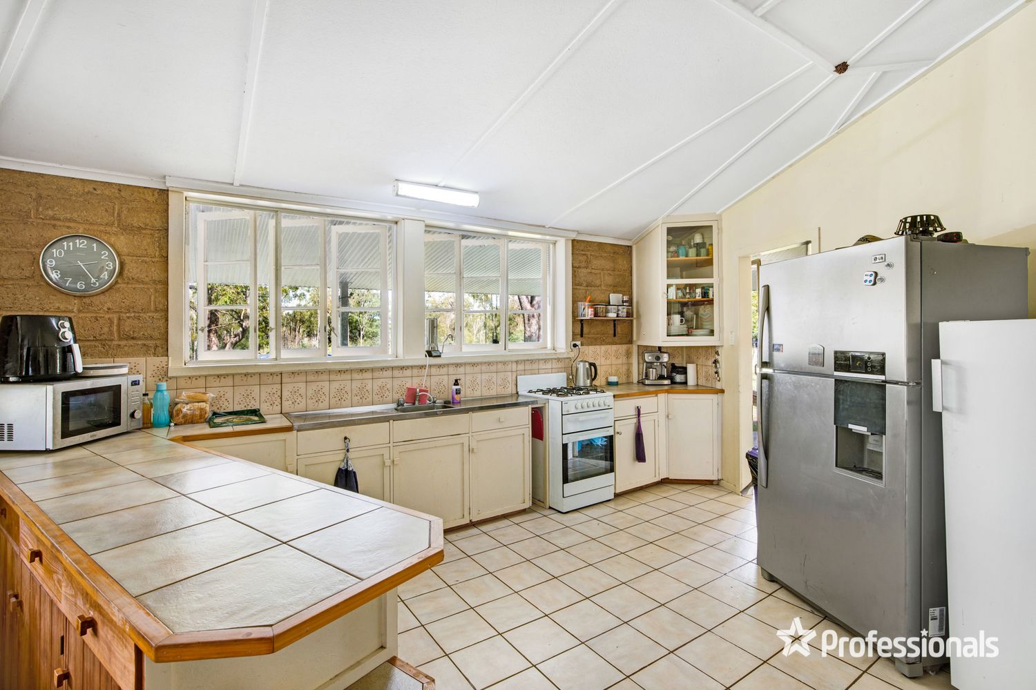 544 Upper Widgee Road, Widgee QLD 4570, Image 2