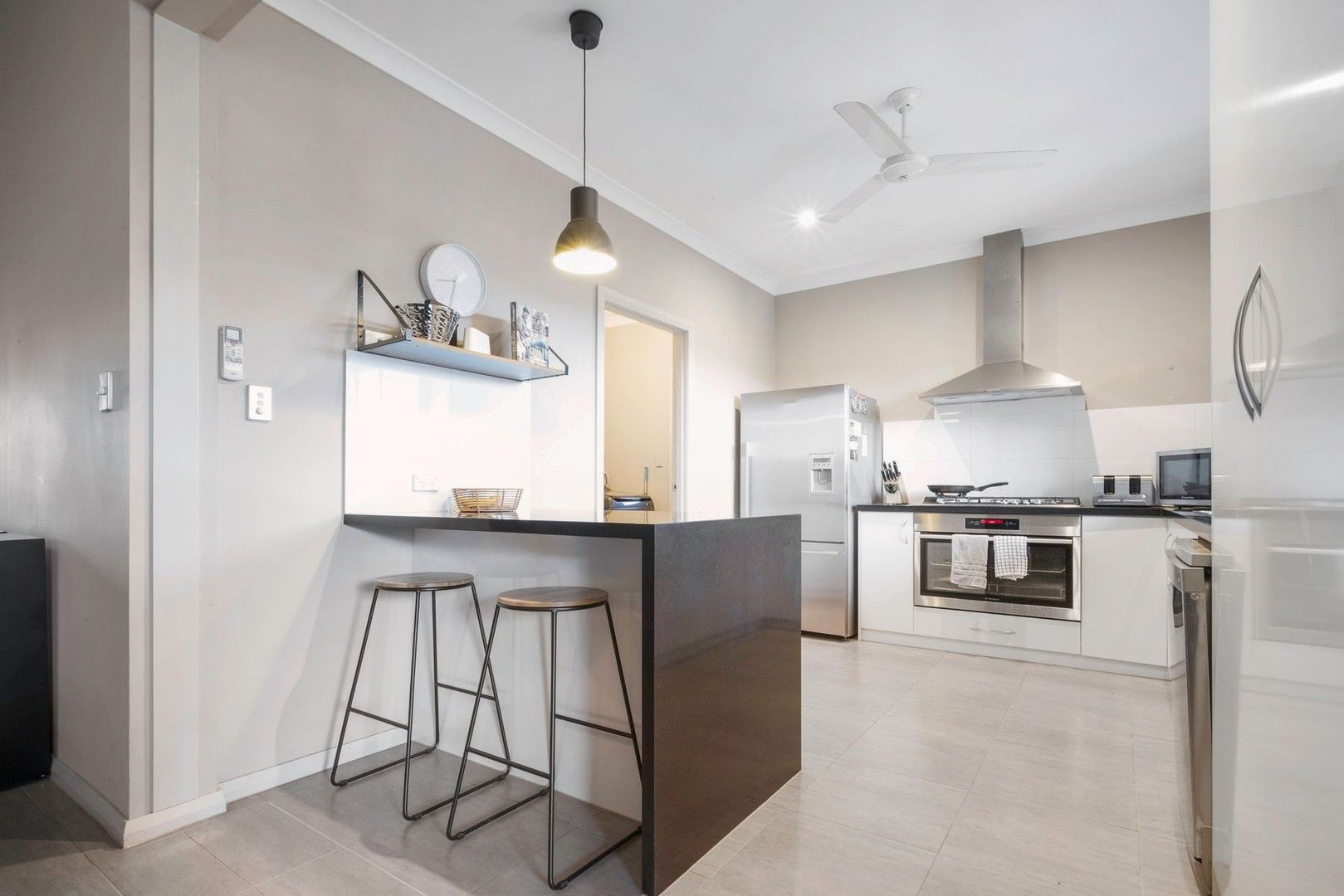 4 bedrooms House in 19 Jadura Crescent BAYNTON WA, 6714