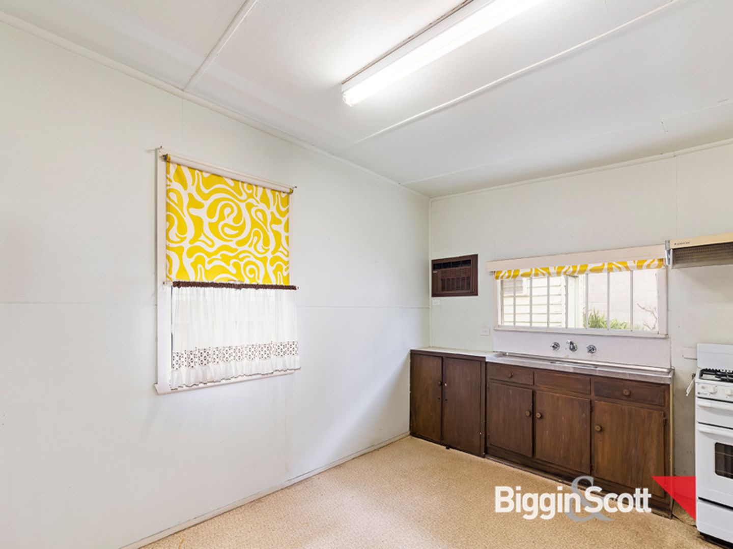 10 Valiant Street, Abbotsford VIC 3067, Image 2