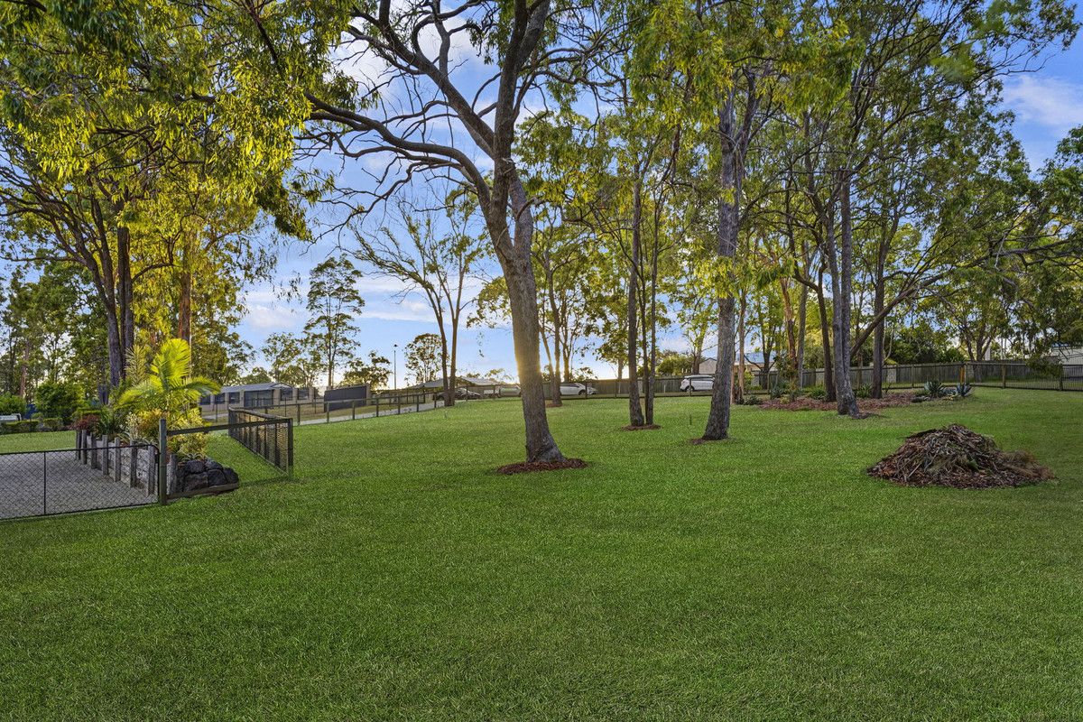 166-168 East Sentinel Drive, Greenbank QLD 4124, Image 2