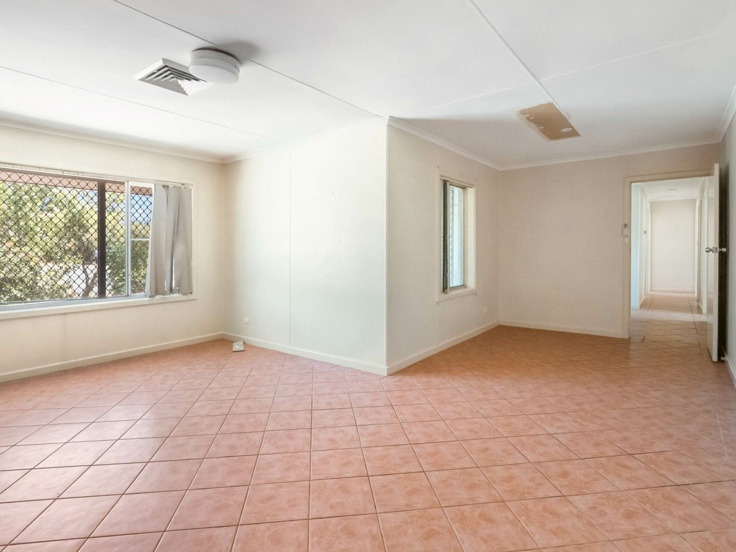 3 bedrooms House in 11 McCourt Way BULGARRA WA, 6714