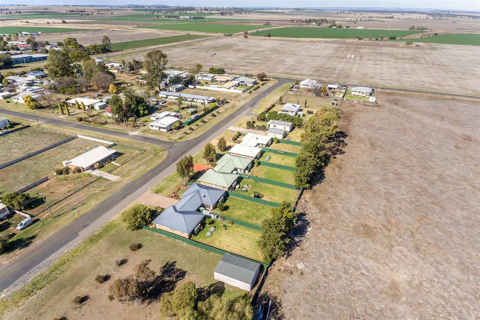 1/12 Arnold Street, Allora Property History & Address Research Domain