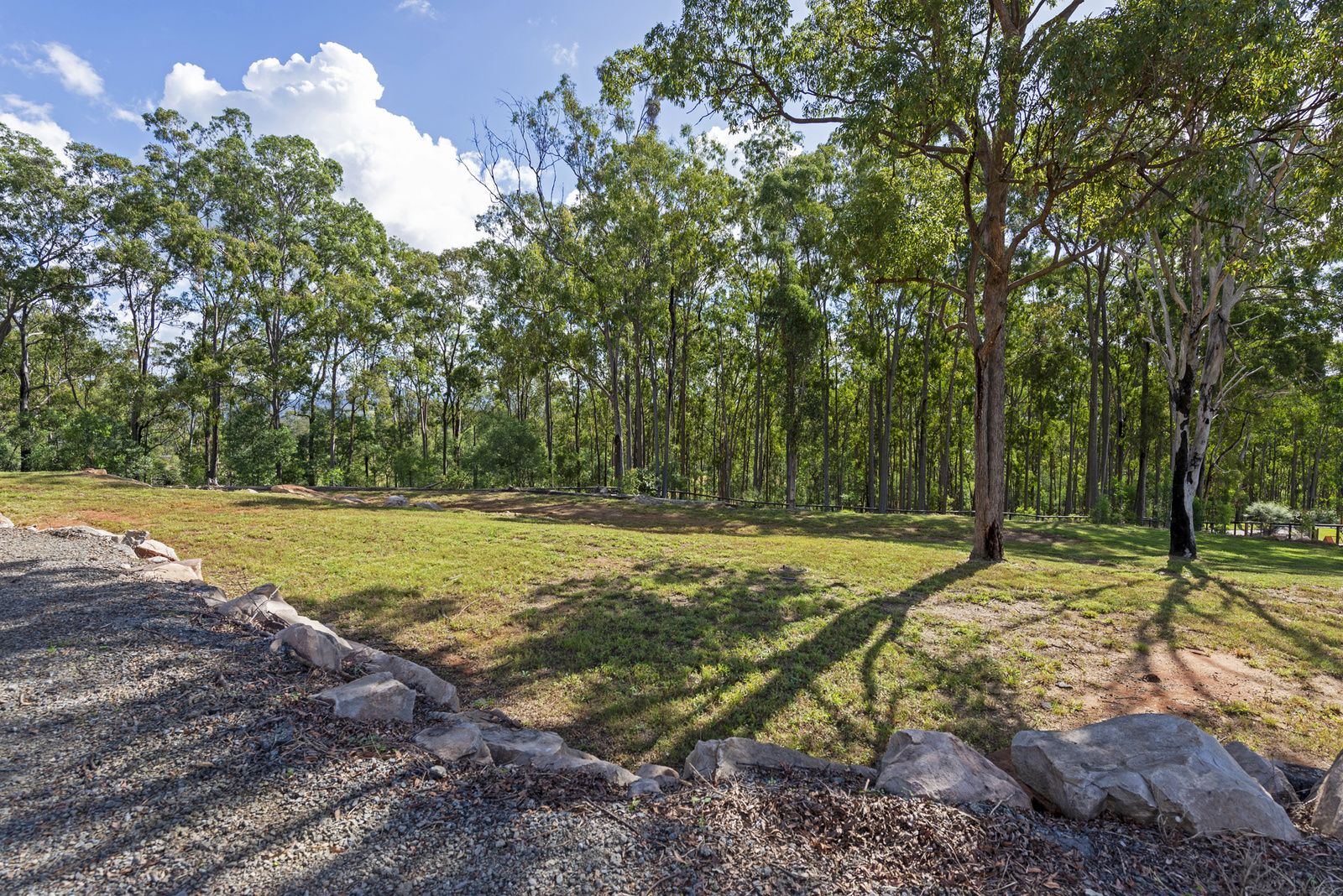 32 Summerhill Place, Woodhill QLD 4285, Image 2