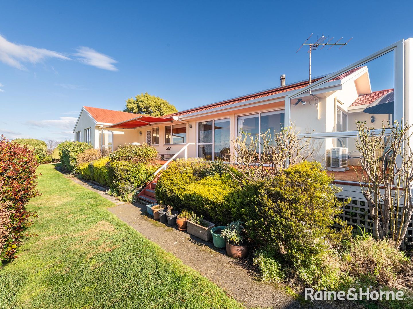 4 Honeysuckle Drive, Blackmans Bay TAS 7052, Image 2