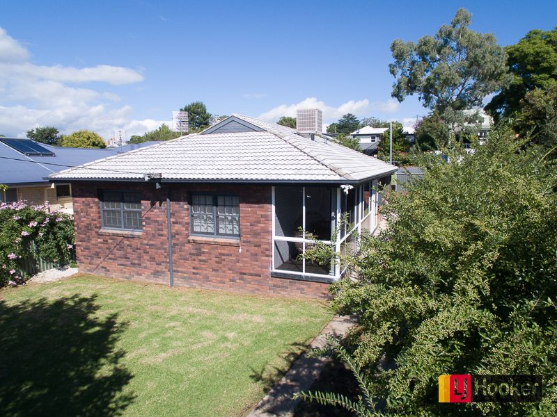 81 Church street, West Tamworth NSW 2340, Image 2