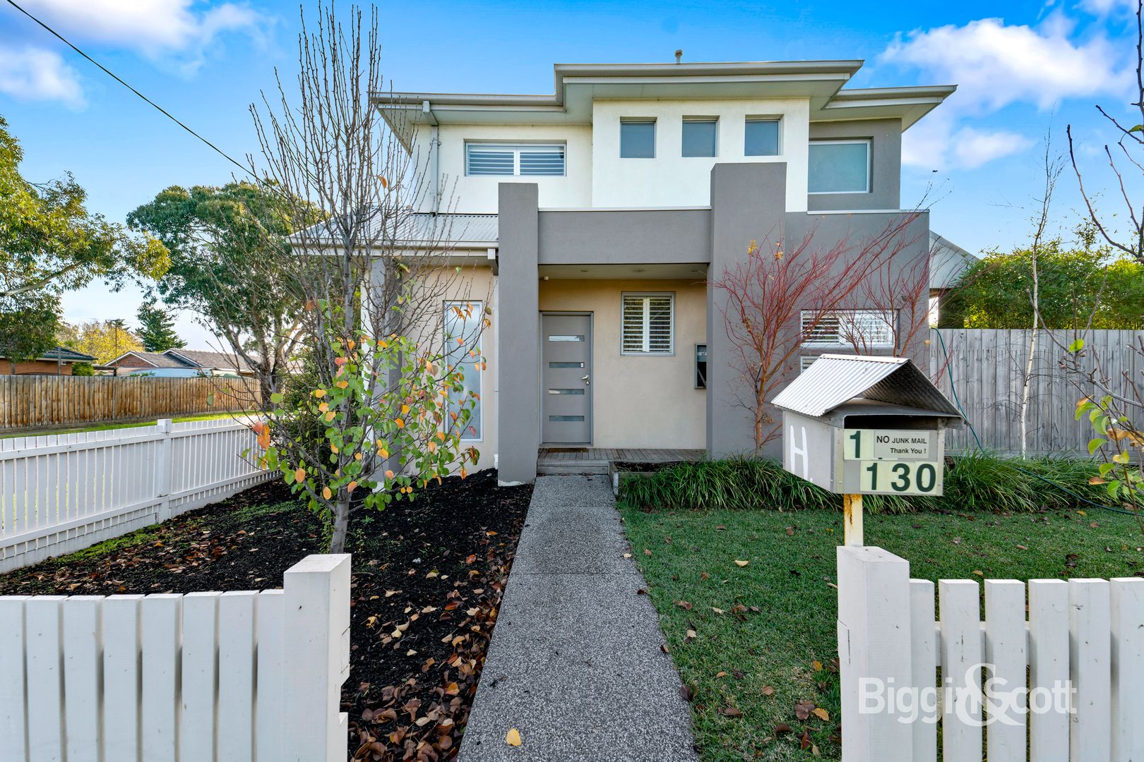 1/130 McIntosh Road, Altona North Property History & Address Research