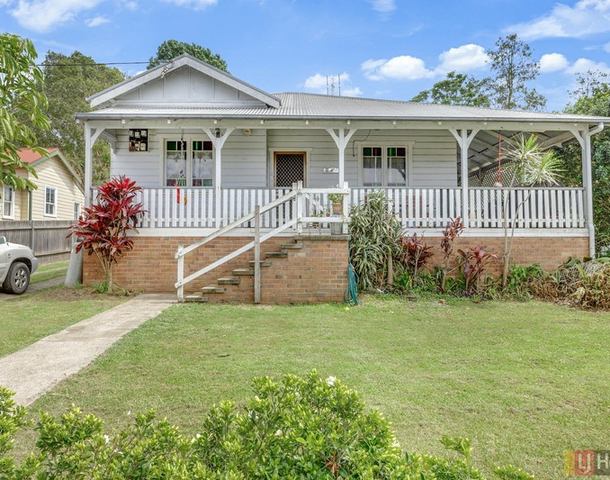 10 Wide Street, West Kempsey NSW 2440