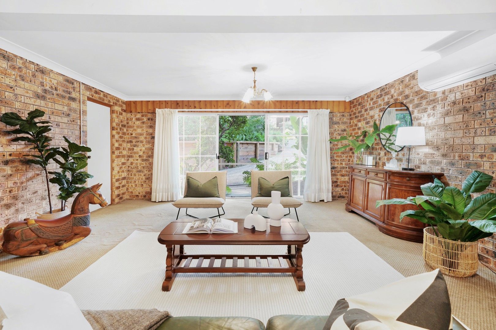 4 bedrooms House in 63 Greenslopes Avenue MOUNT PLEASANT NSW, 2519