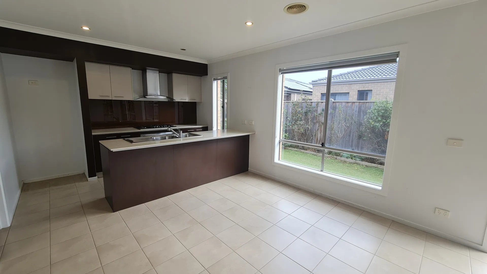 Amazing Family Home in Alamanda Estate - Widok 4