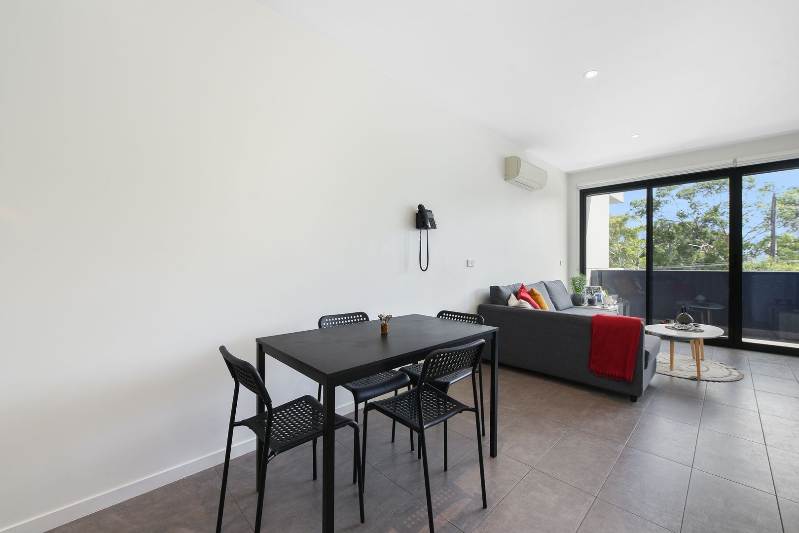 206/660 Blackburn Road, Notting Hill VIC 3168, Image 2