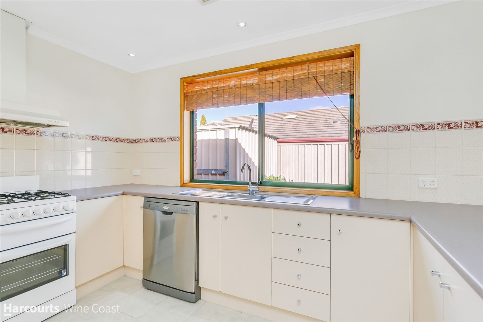 68 Barbados Drive, Seaford Rise SA 5169, Image 2