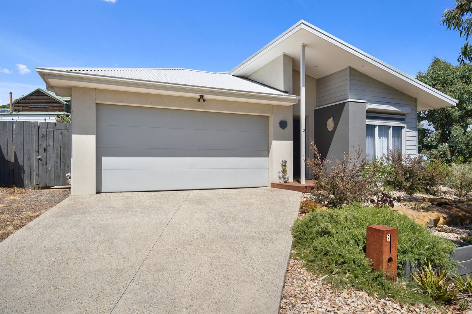 2 Lismore Circuit, Bacchus Marsh VIC 3340, Image 1