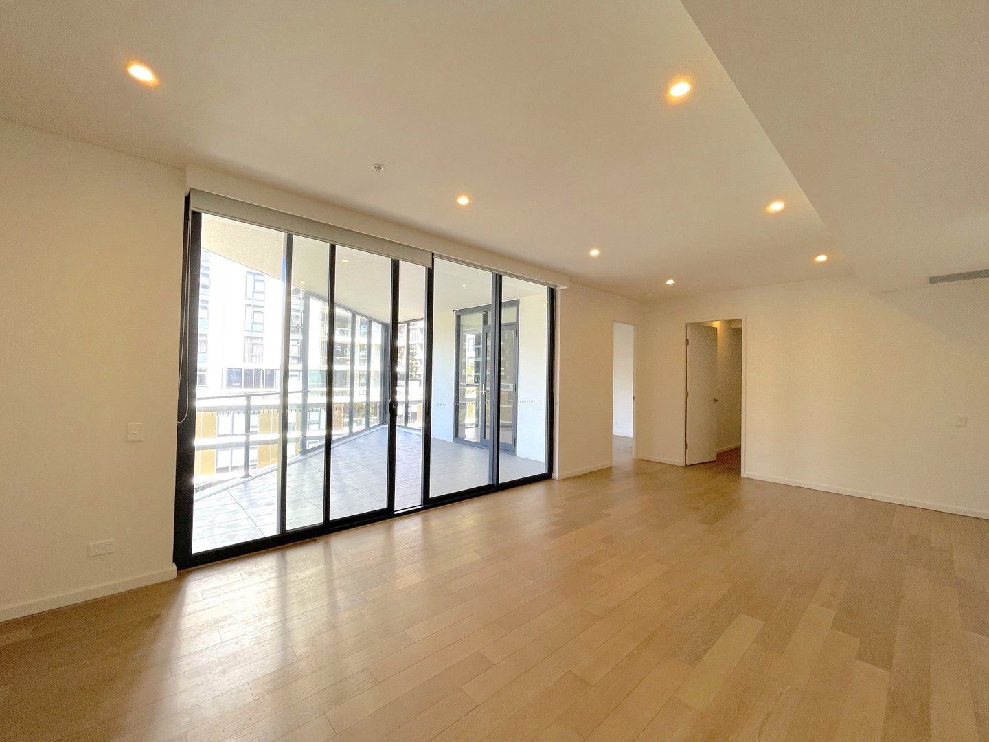 Level 4B/2 Muller Lane, Mascot NSW 2020 - Apartment For Rent | Domain