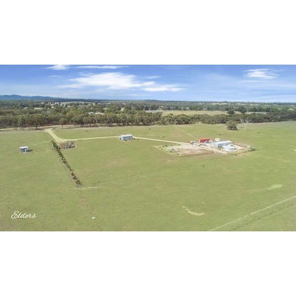 455 Hey   field-Seaton Road, Heyfield VIC 3858 - House for 