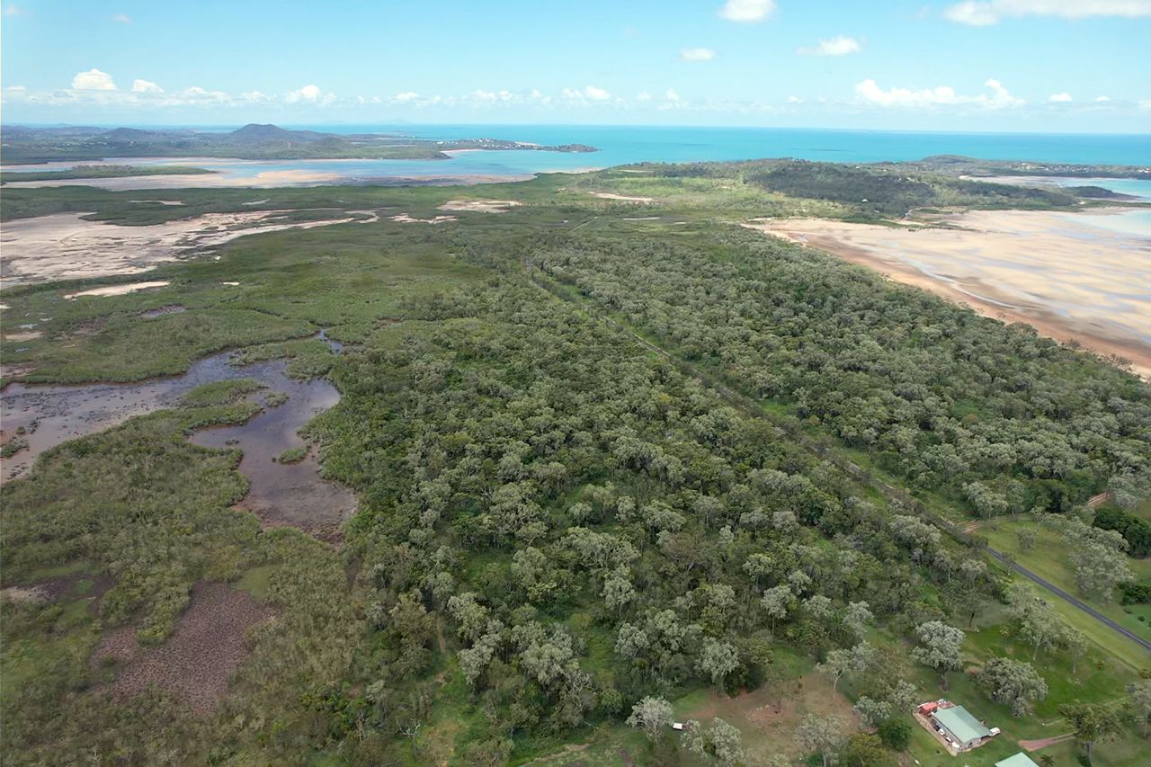 Lot 100 Miran Khan Drive, Armstrong Beach QLD 4737, Image 1