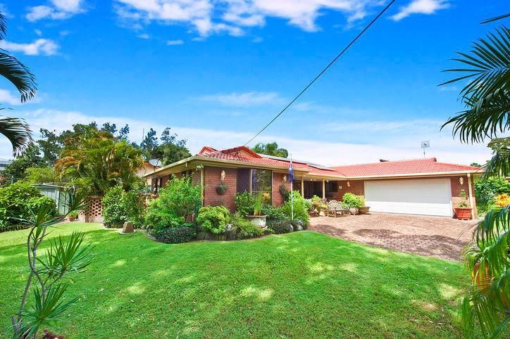 9 Mercedes Place, BUNDALL QLD 4217, Image 0