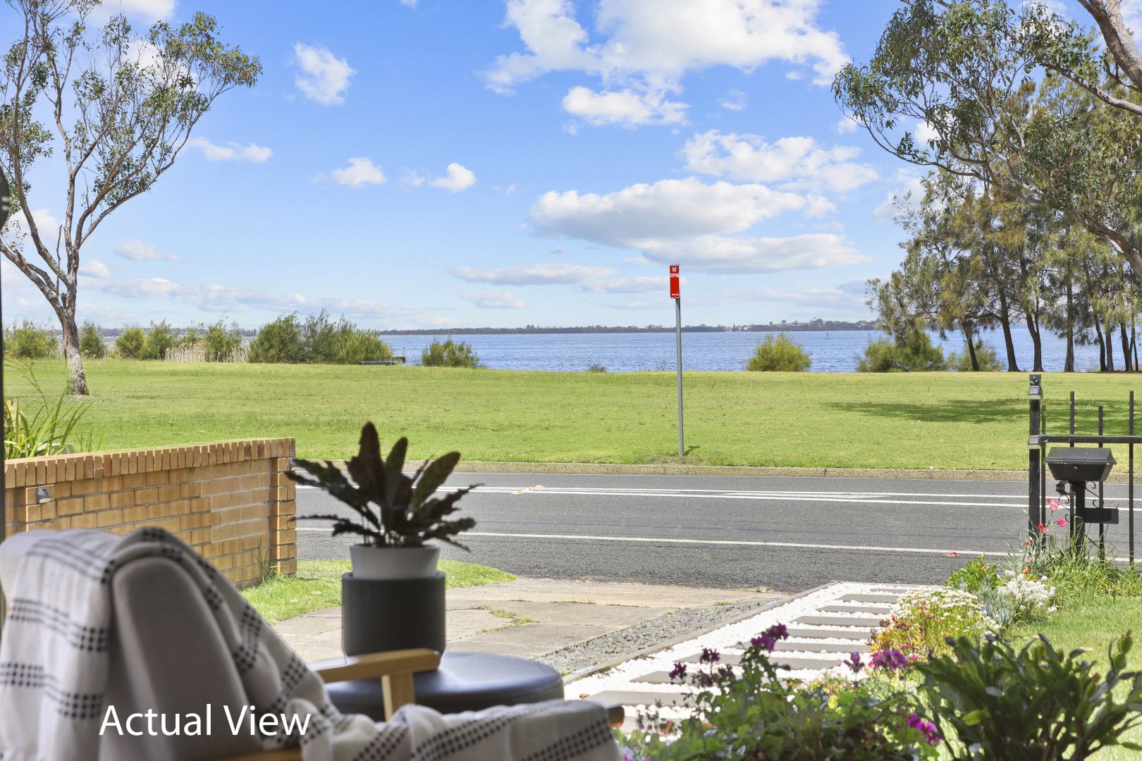 54 Lakeside Drive, Kanahooka NSW 2530 Domain