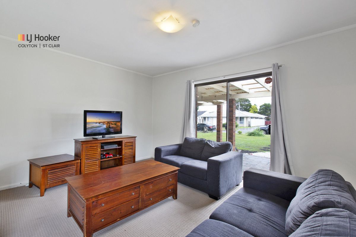 13 Oak Street, North St Marys NSW 2760, Image 2