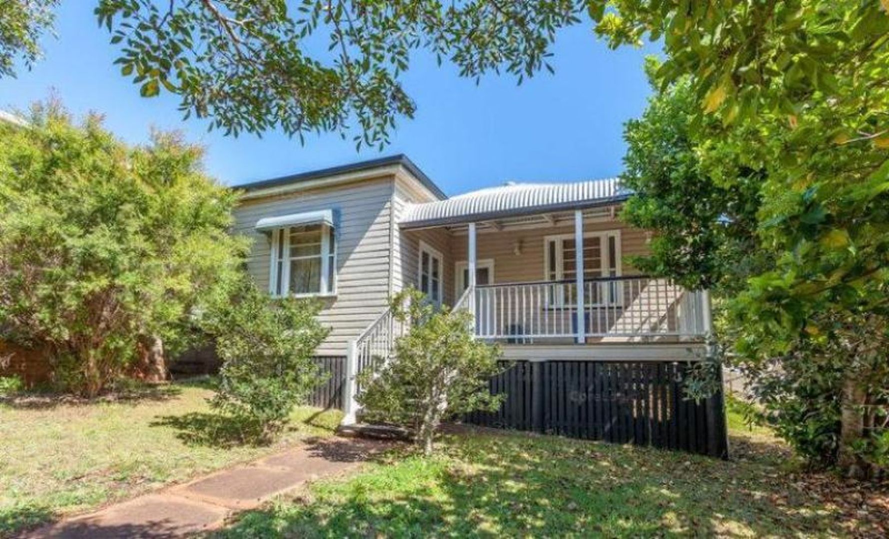 95 Ramsay Street, Centenary Heights Property History & Address Research Domain