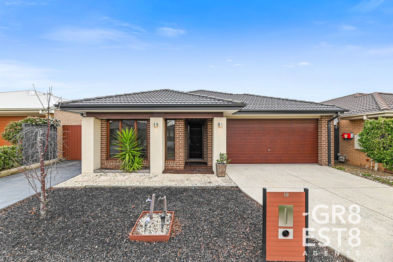 19 HERMES AVENUE, Cranbourne West VIC 3977, Image 0