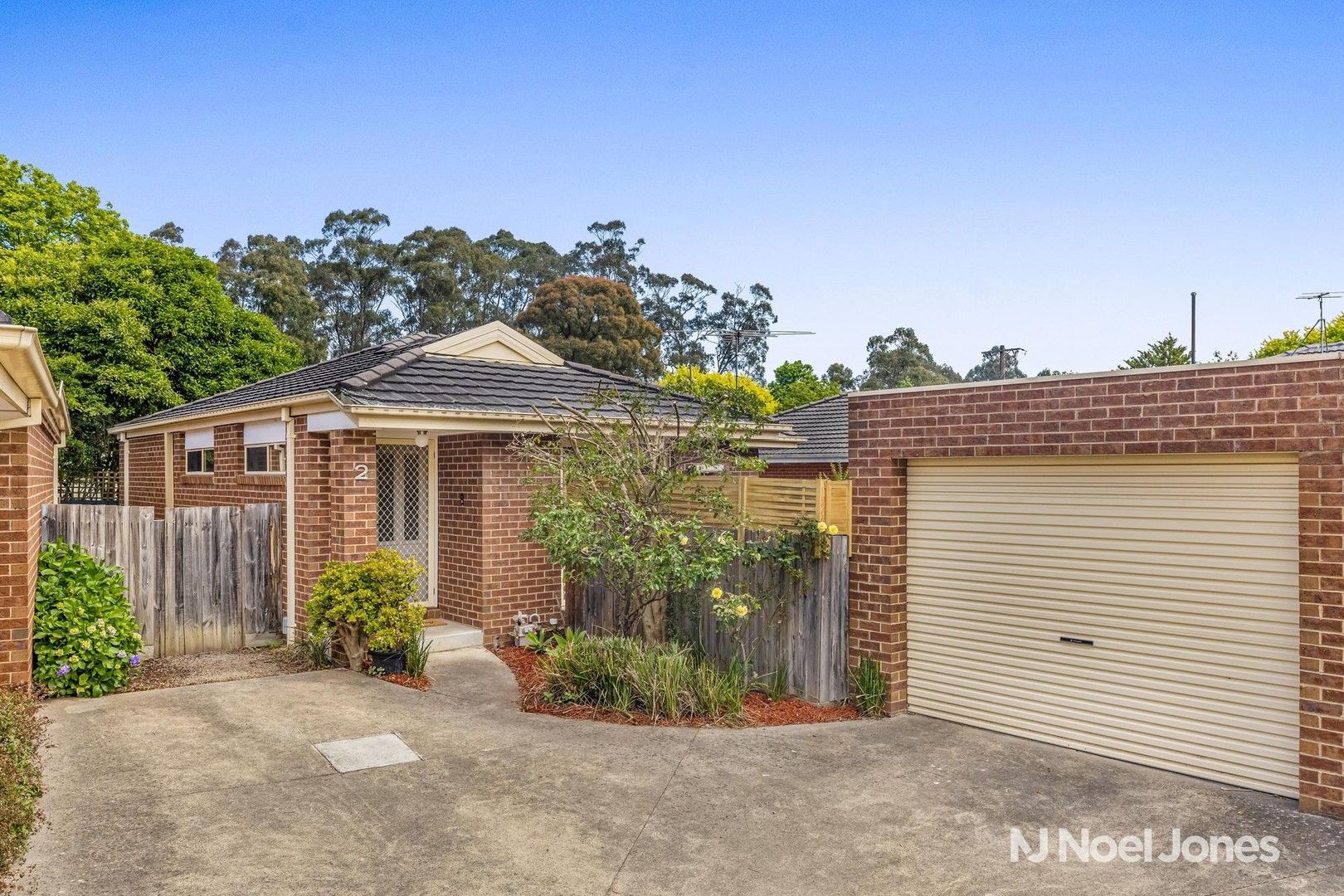 2/14 Elamo Road, Healesville VIC 3777, Image 0