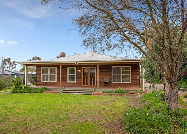 31 Noyes Road, Lethbridge VIC 3332