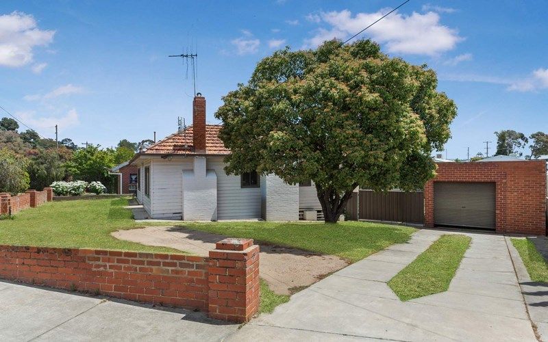 142 Gladstone Street, Quarry Hill VIC 3550, Image 1