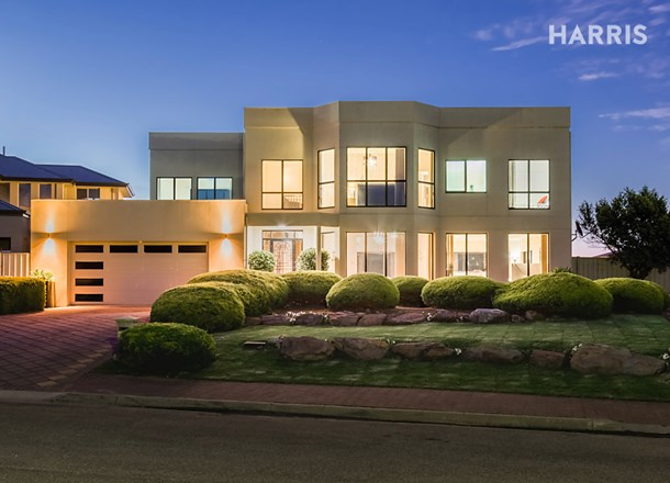 17 Petrel Close, Hallett Cove SA 5158