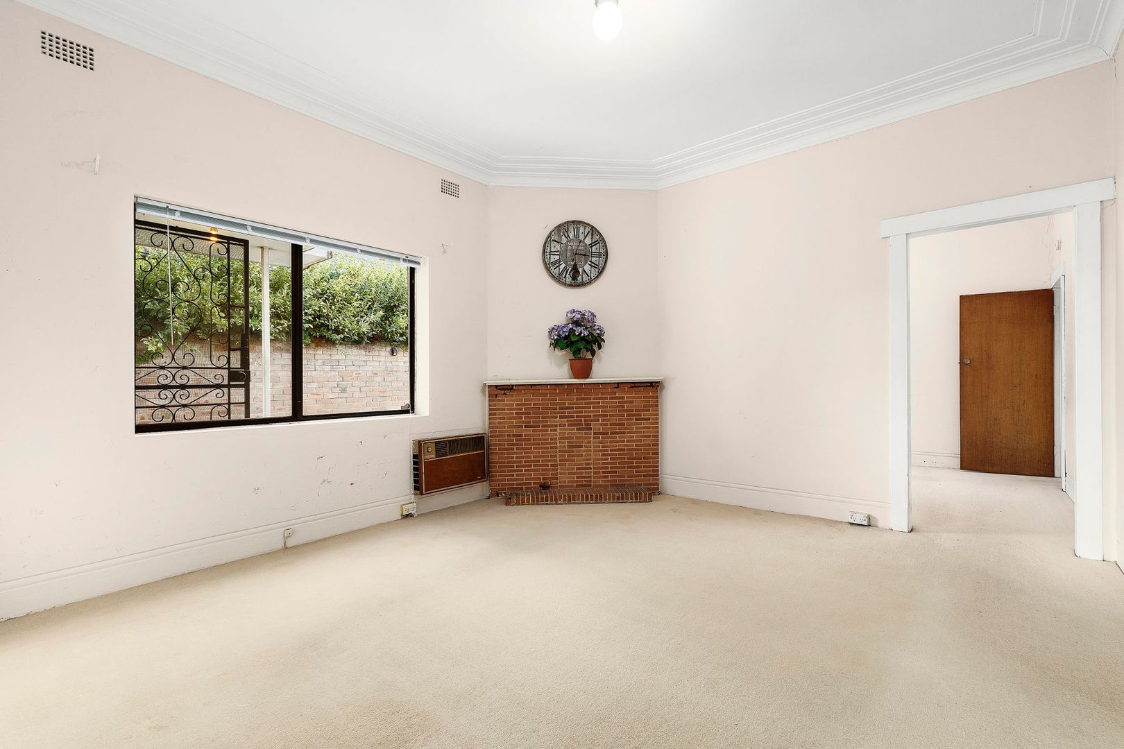 37 Prince Edward Street, Gladesville NSW 2111, Image 2