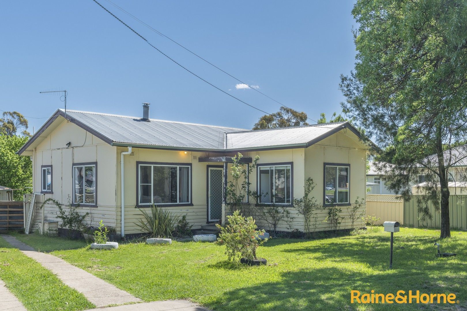 1 Phillip Street, Armidale NSW 2350, Image 0