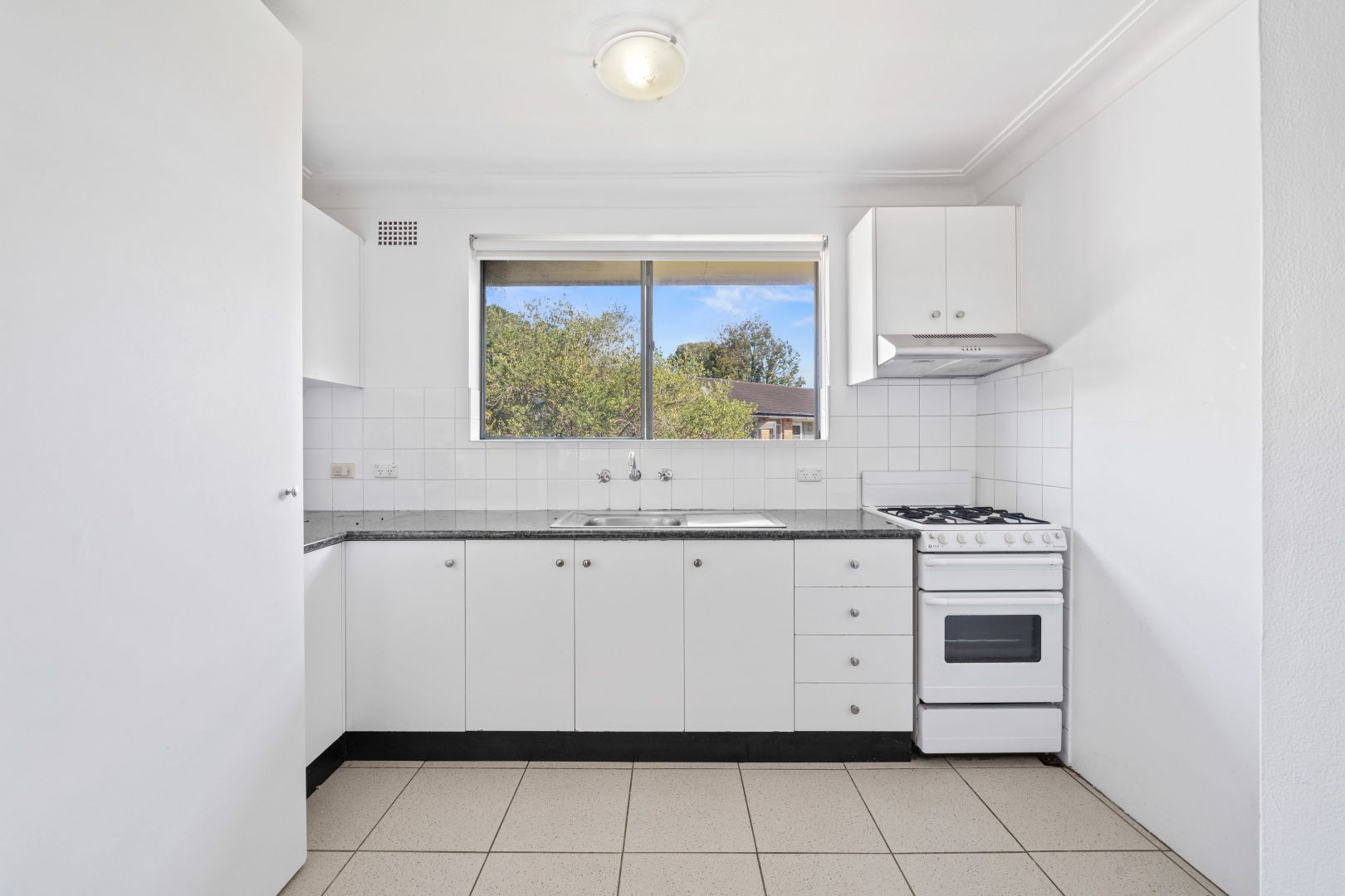 8/51B Burwood Road, Concord NSW 2137, Image 2