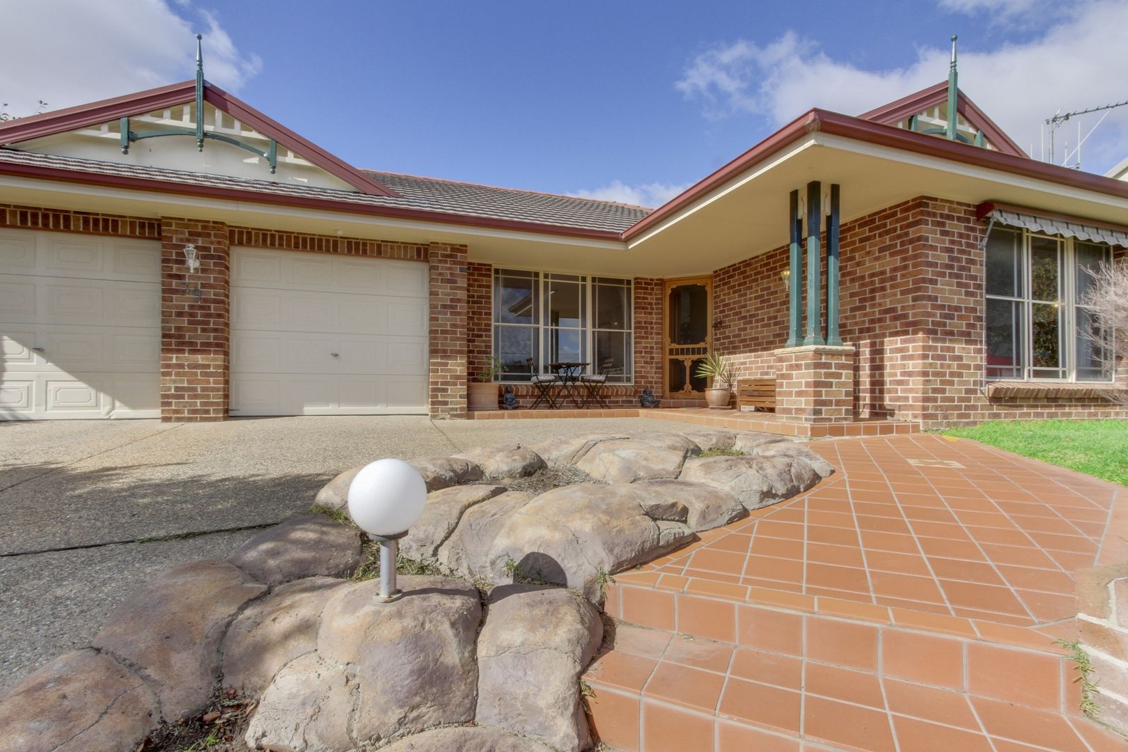 39 Ada Street Goulburn Nsw 2580 House For Rent 460 Domain