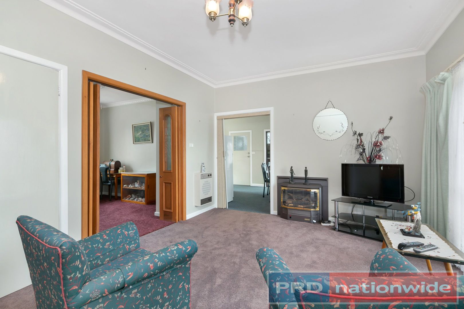 33 Melbourne Road, Creswick VIC 3363, Image 2