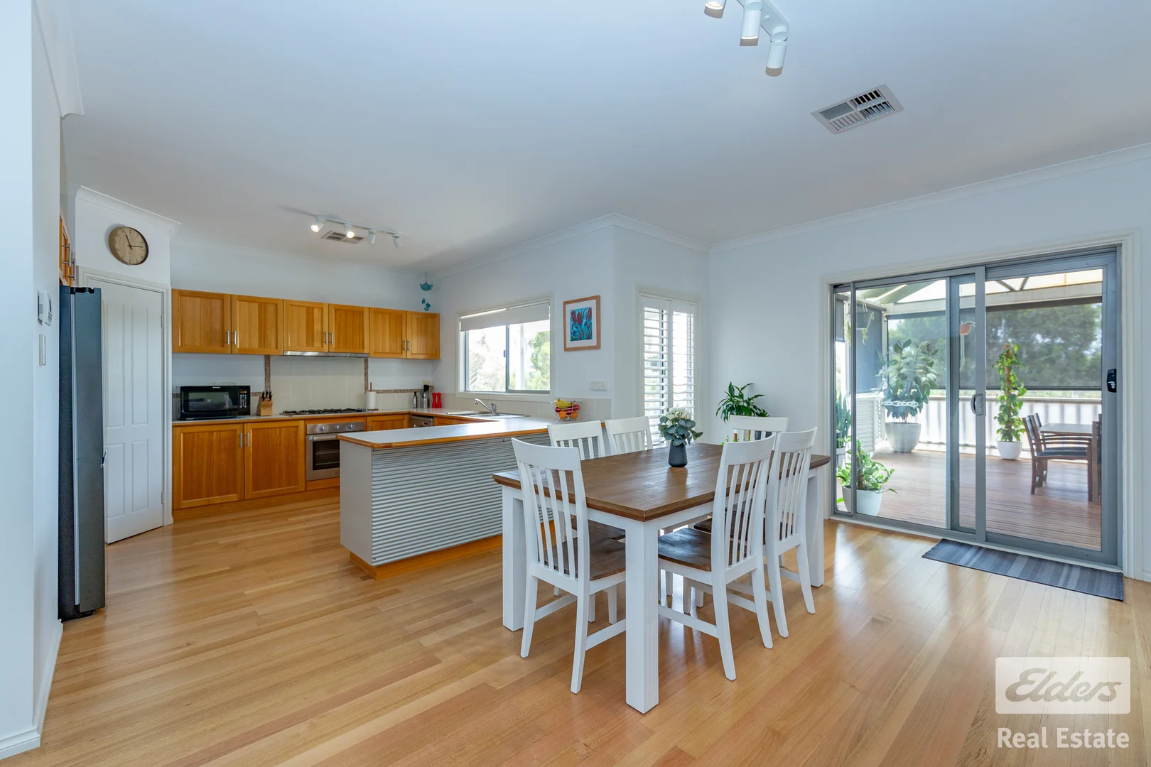 Additional image 10 of 28 Roberts Vale, Hoddys Well WA 6566