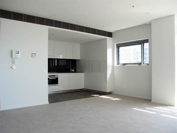 806/55 Lavender Street, Milsons Point NSW 2061, Image 2