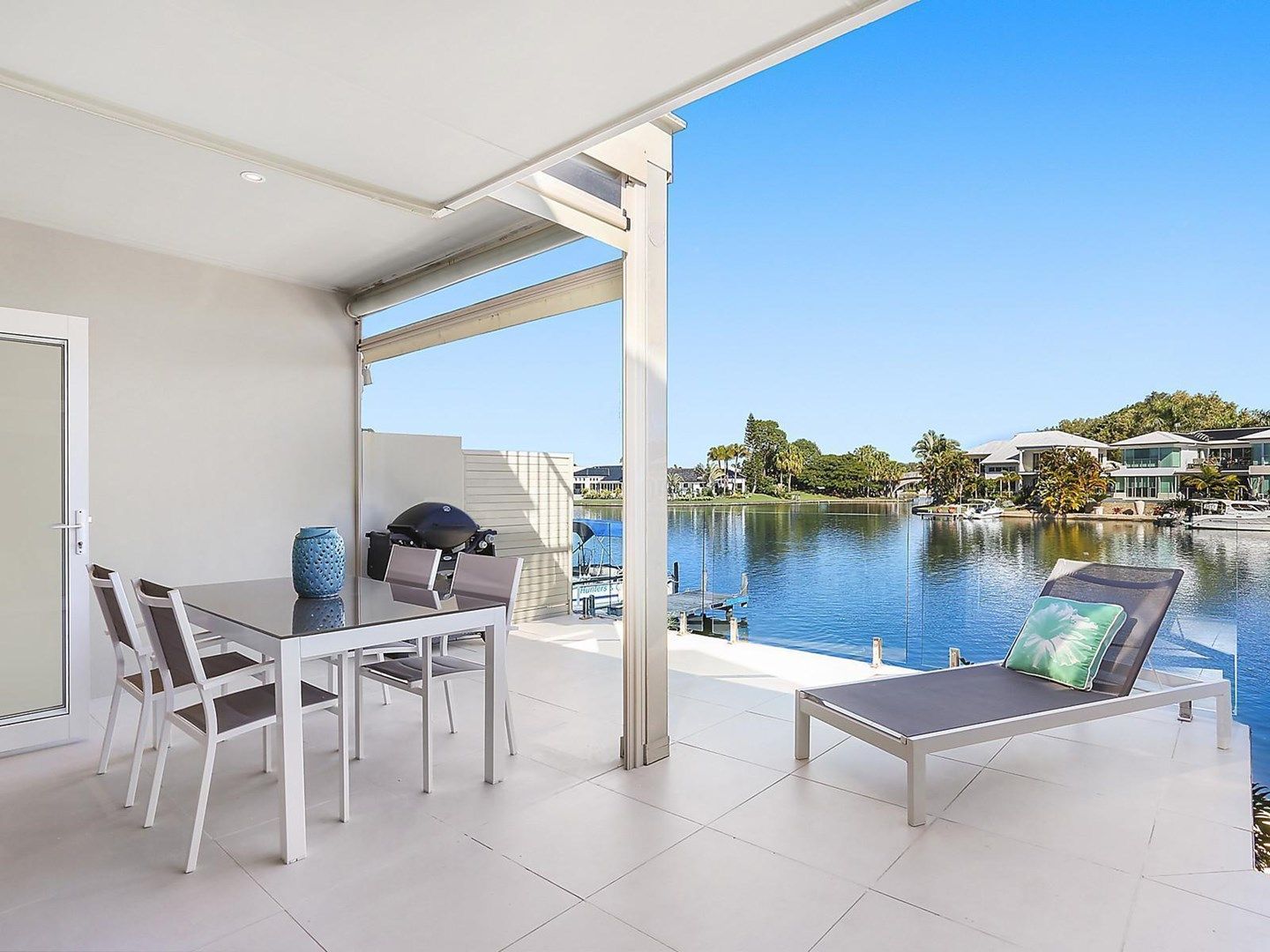 2/5 Sunseeker Close, Noosa Waters QLD 4566, Image 0