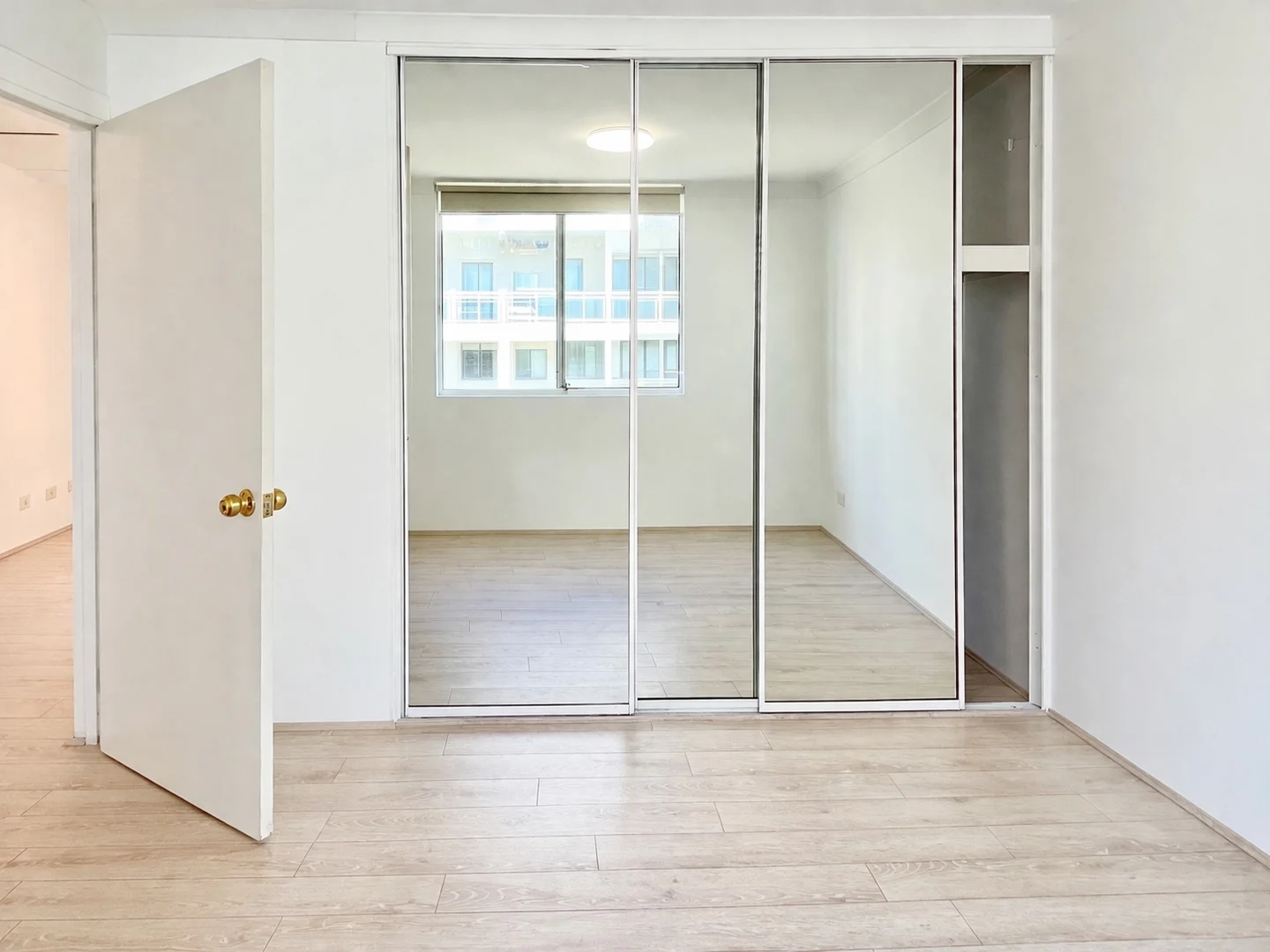 Additional image 4 of 27/11-15 Bond Street, Hurstville NSW 2220