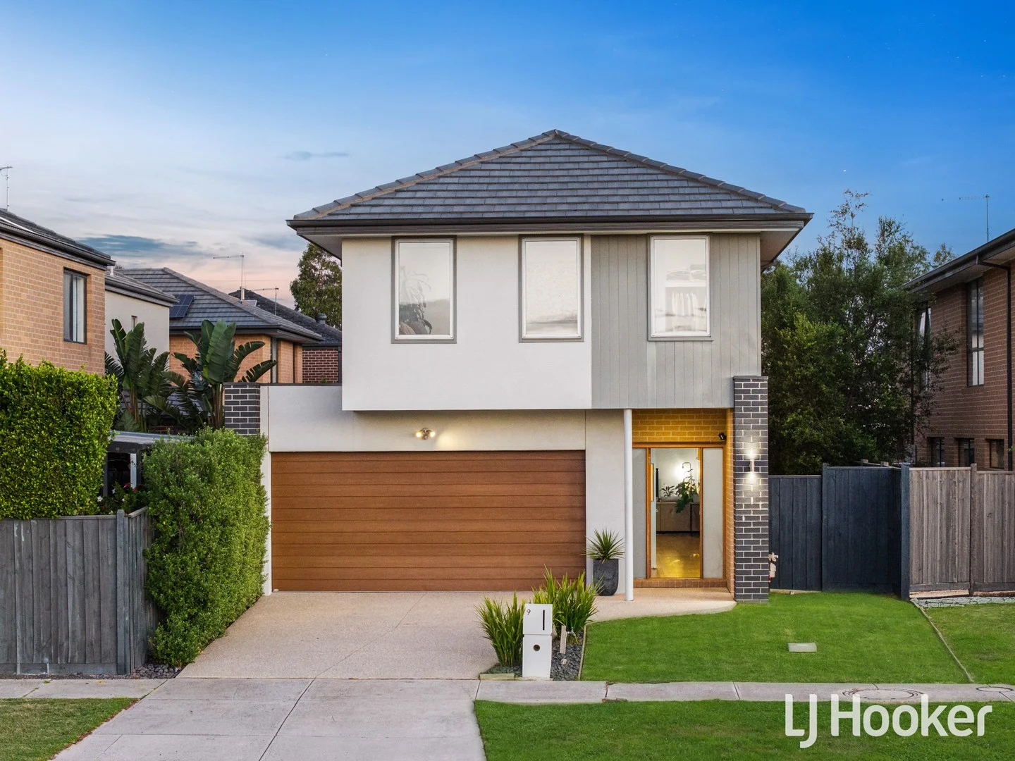 9 Merryfield Circuit, Williams Landing VIC 3027