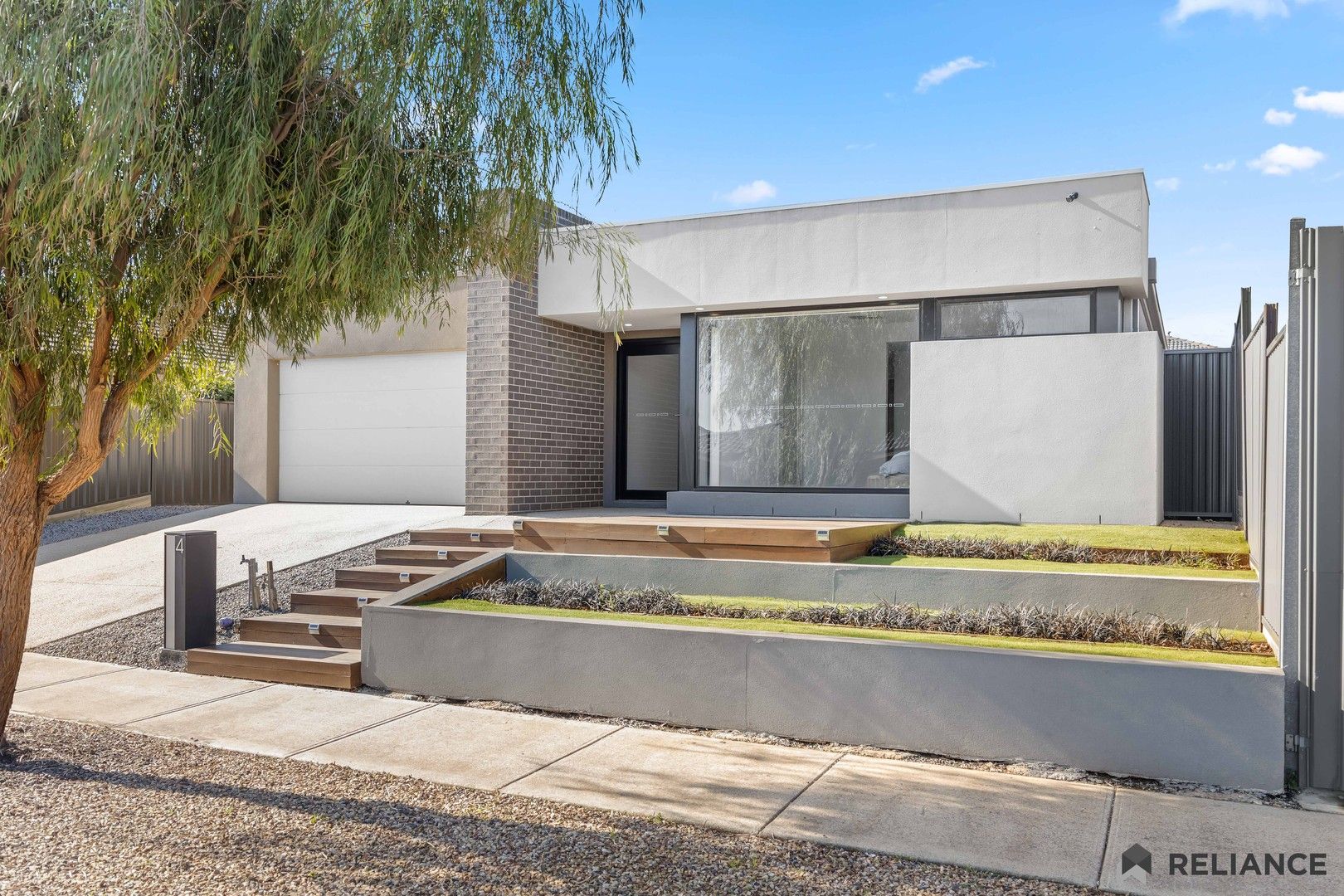 4 bedrooms House in 4 Stuchbree Street COBBLEBANK VIC, 3338