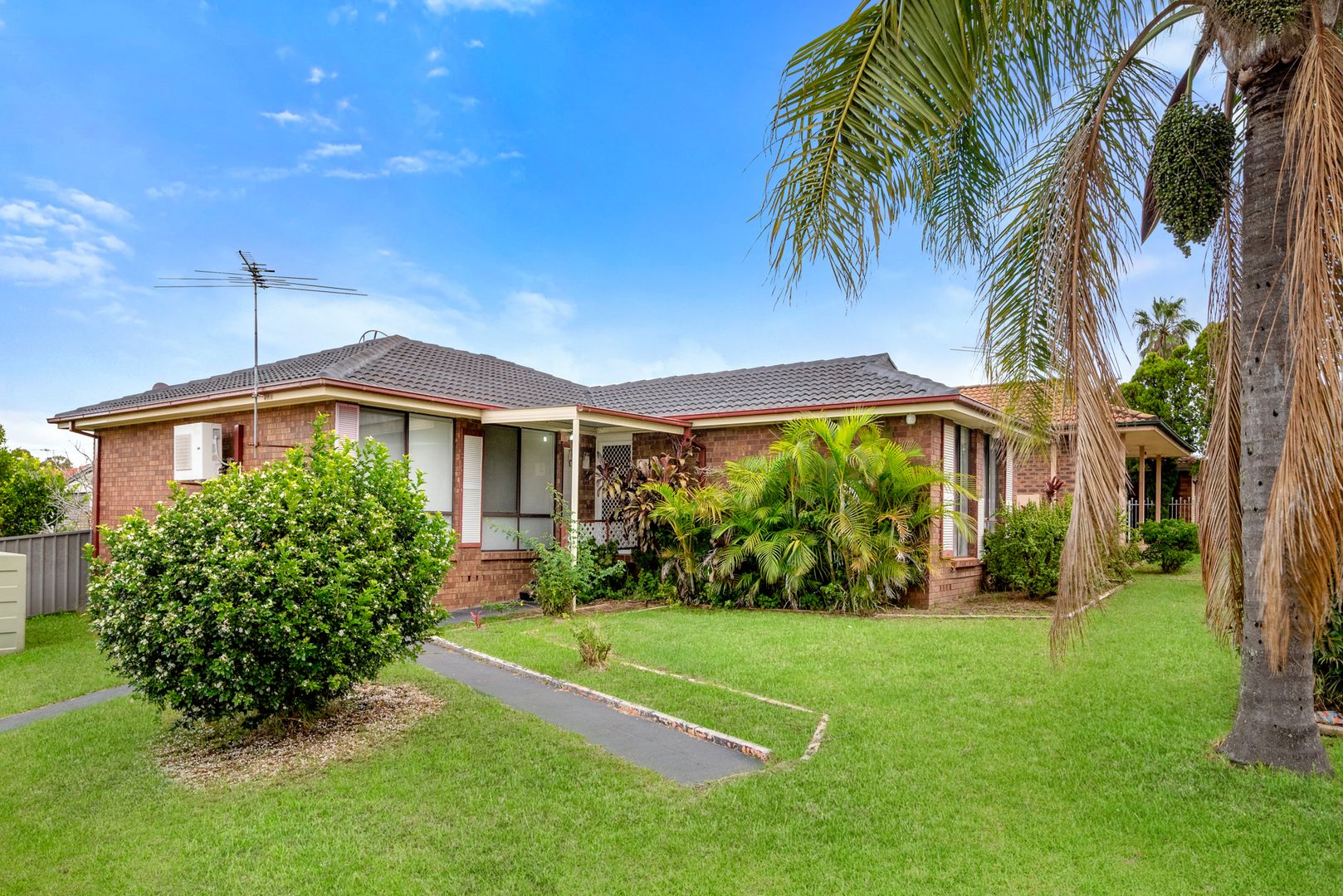 2 Day Place, Minto NSW 2566, Image 1