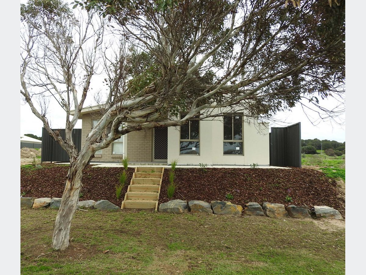 4 bedrooms House in 87 Princess Royal Parade HINDMARSH ISLAND SA, 5214