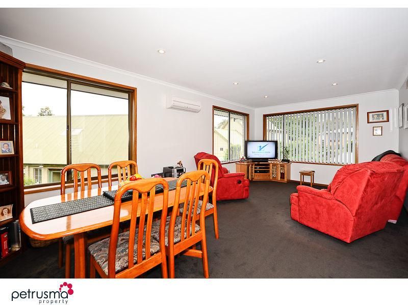 2/125 Pitcairn Street, MONTROSE TAS 7010, Image 1