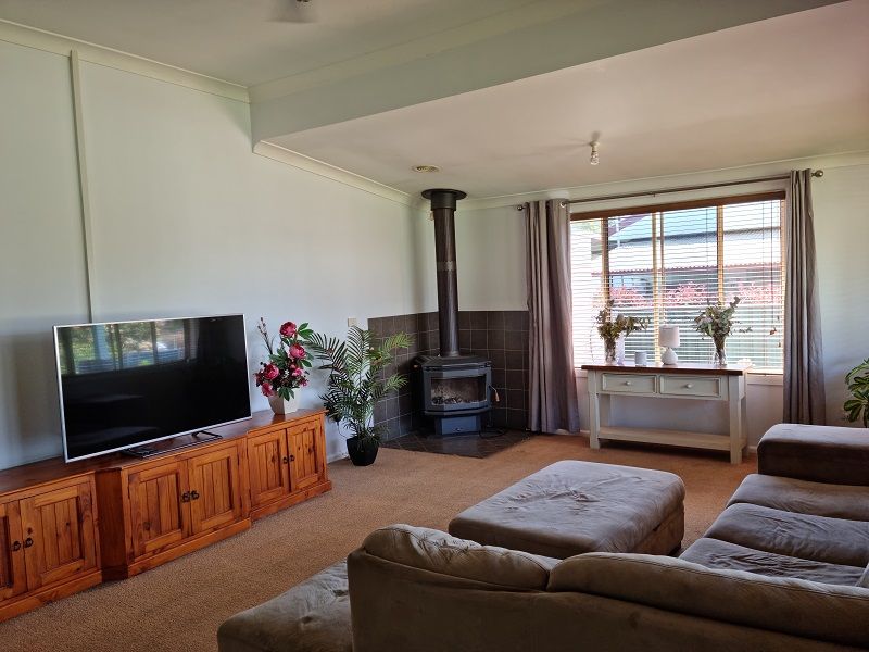 16 Long Street, Trundle NSW 2875 Domain