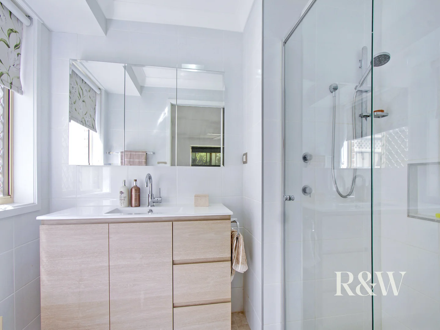 Additional image 7 of 122 Explorers Way, St Clair NSW 2759