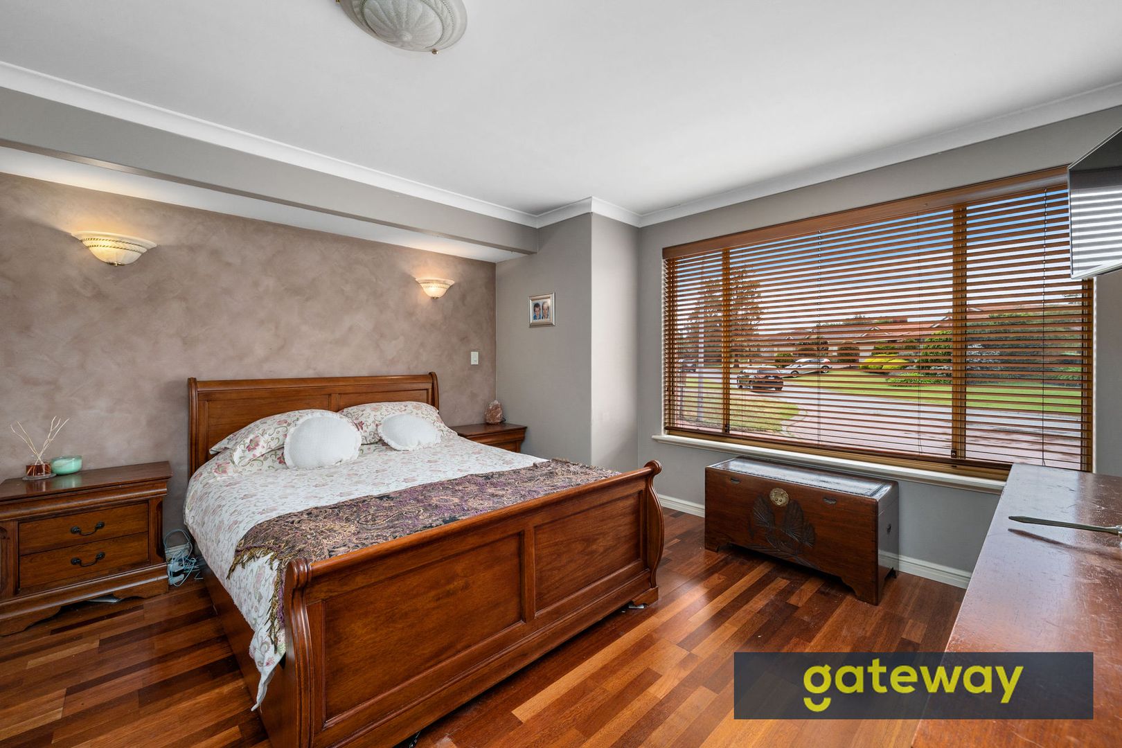 25 Aylesbury Close, Jandakot WA 6164, Image 2