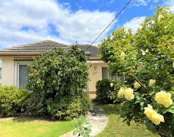 10 Amery Avenue, Blackburn VIC 3130